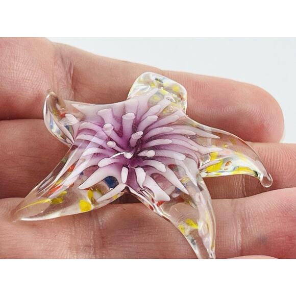 Gorgeous Murano Style Glass Starfish Pendant Lavender Blown Sea Anemone Star Bea - Picture 7 of 12